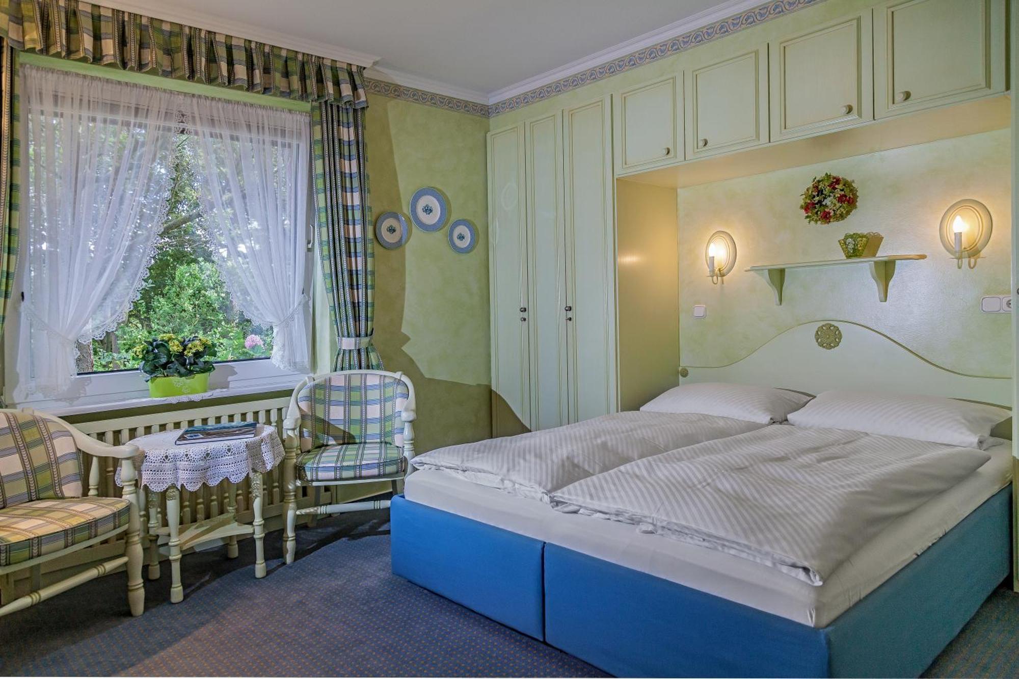 Hotel Wiesbaden Wenningstedt-Braderup Oda fotoğraf