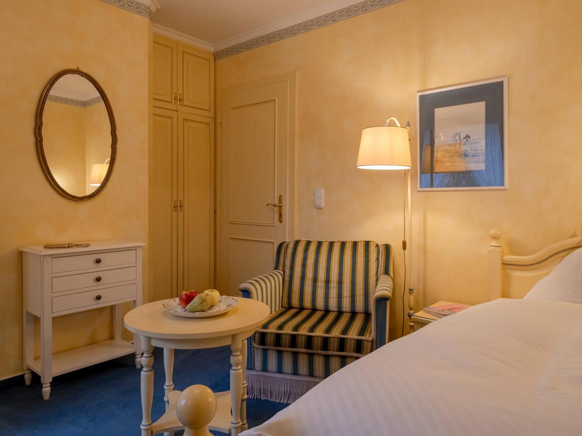 Hotel Wiesbaden Wenningstedt-Braderup Dış mekan fotoğraf